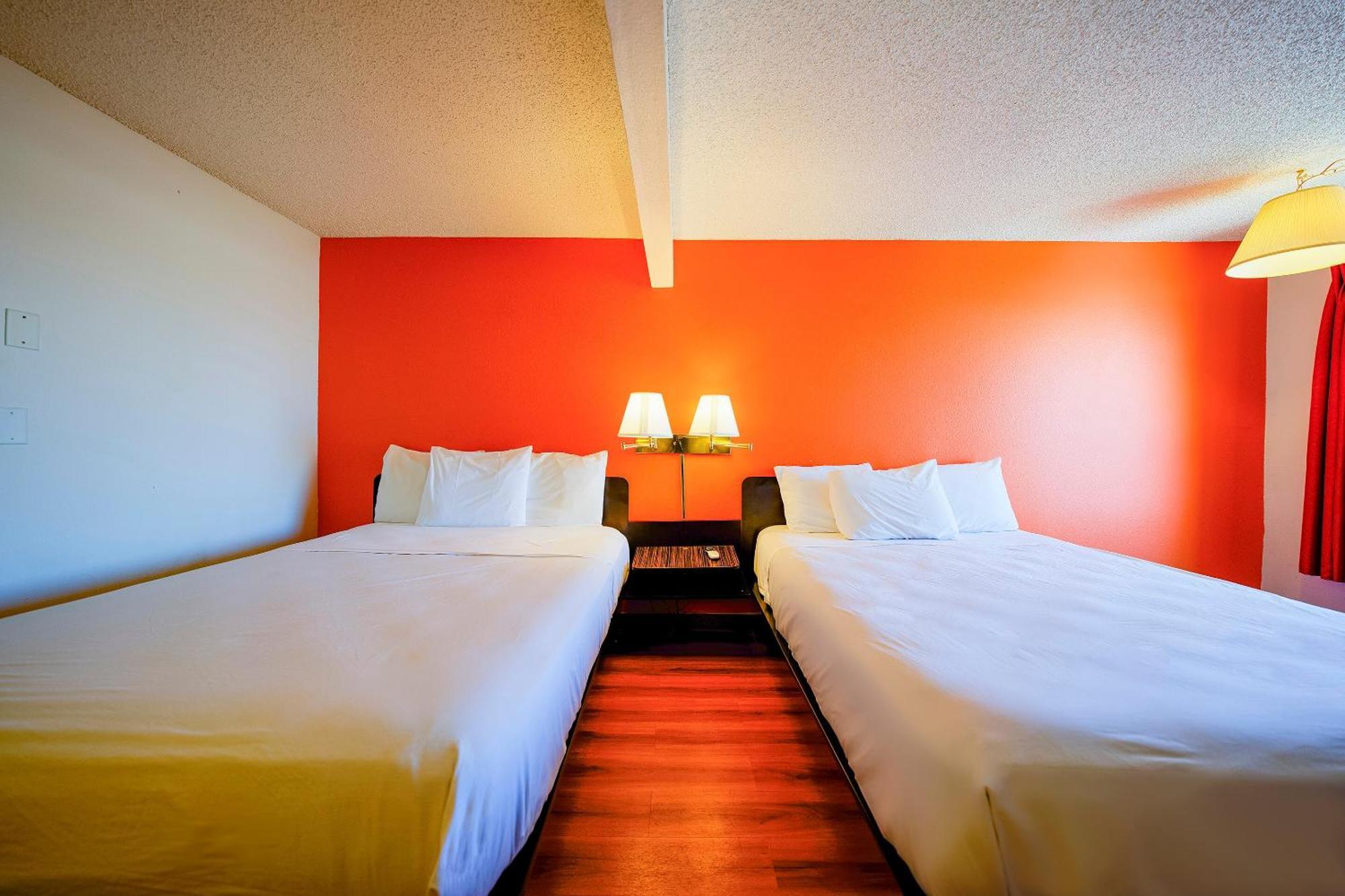 Oyo Hotel Hermiston Or, Downtown Extérieur photo