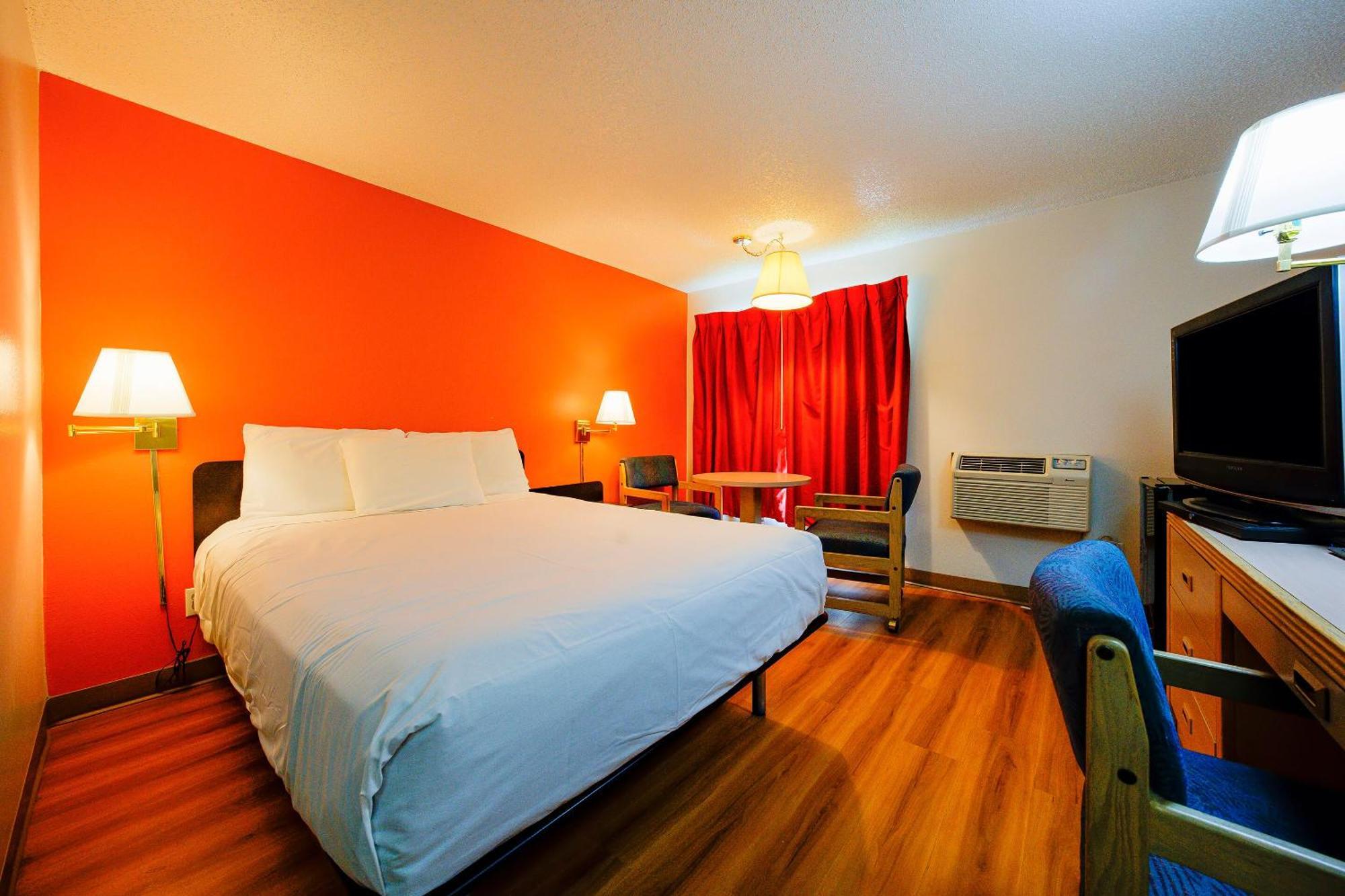 Oyo Hotel Hermiston Or, Downtown Extérieur photo