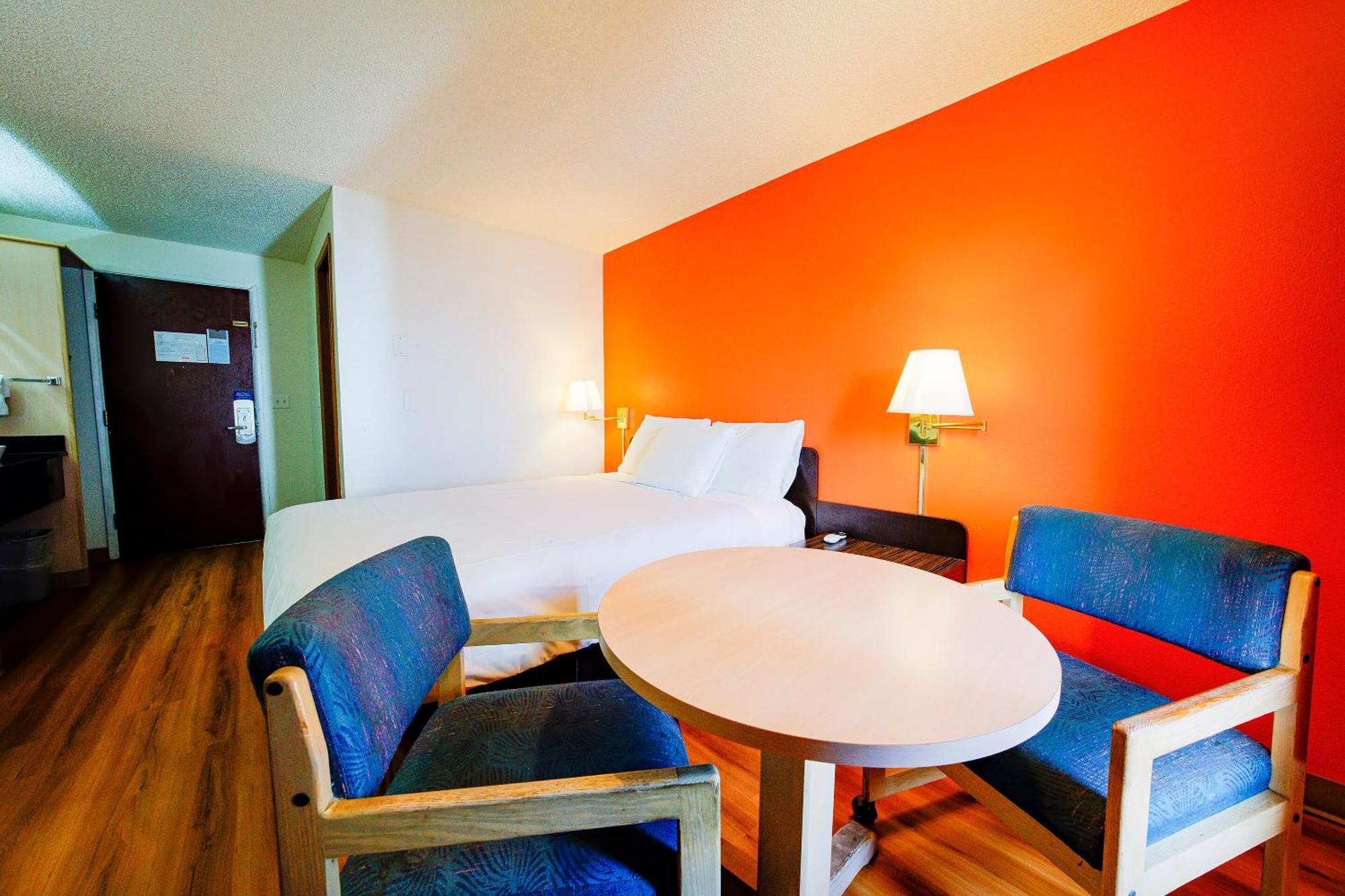 Oyo Hotel Hermiston Or, Downtown Extérieur photo