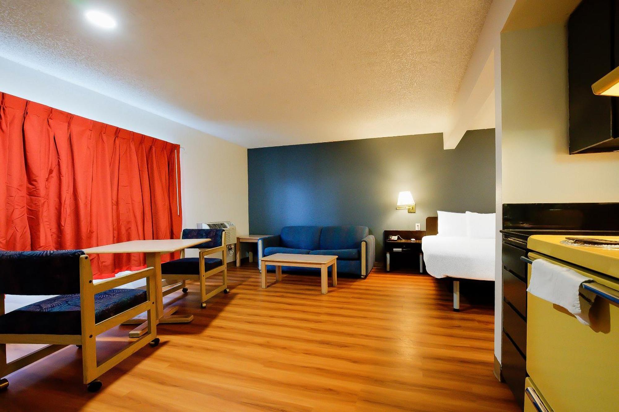 Oyo Hotel Hermiston Or, Downtown Extérieur photo